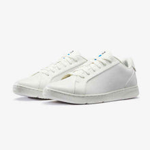 Load image into Gallery viewer, Women's urban walking shoes walk protect - white - Sunny Outdoors