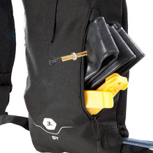 Load image into Gallery viewer, Mountain biking 3l/1l hydration backpack st 100 - black