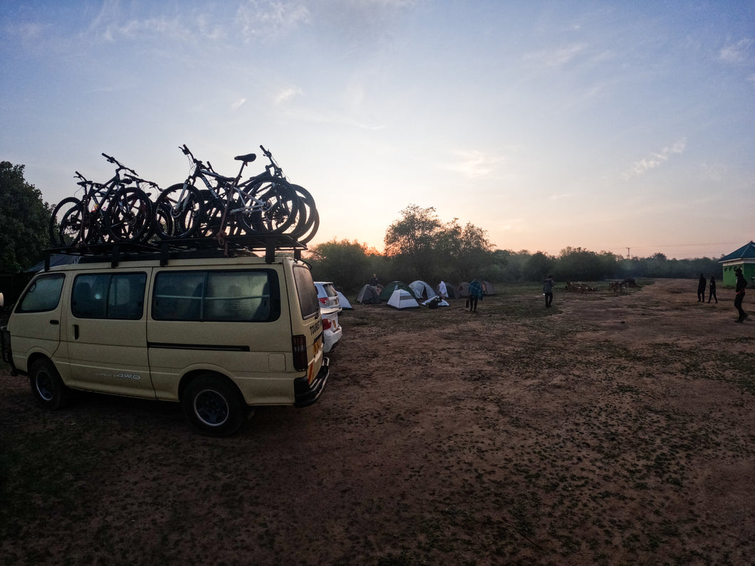 The Sunny outdoors sundowner tent camping