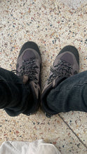 Load image into Gallery viewer, Men&#39;s hiking boots- used
