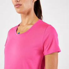 Load image into Gallery viewer, Women's pink running T-shirt, neckline and sleeve detail
