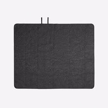 Load image into Gallery viewer, Comfortable XL cover for picnicking and camping - 210 x 170 cm - Sunny Outdoors

