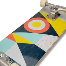 Load image into Gallery viewer, Kids' ages 8 to 12 years skateboard size 7.5" cp500 mid - flag - Sunny Outdoors
