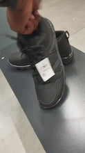 Load and play video in Gallery viewer, Men’s hiking boots - nh100 mid
