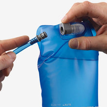 Load image into Gallery viewer, Salomon SOFT RESERVOIR 1.5L - Sunny Outdoors
