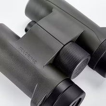Load image into Gallery viewer, Waterproof hunting binoculars 500 10x32 - khaki - Sunny Outdoors
