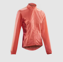 Load image into Gallery viewer, Women&#39;s cycling rainproof jacket 100 - coral
