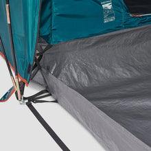Load image into Gallery viewer, Camping tent with poles arpenaz 4.2 4 people 2 bedrooms - Sunny Outdoors
