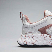Load image into Gallery viewer, Women's fitness shoes 520 - white/pink - Sunny Outdoors
